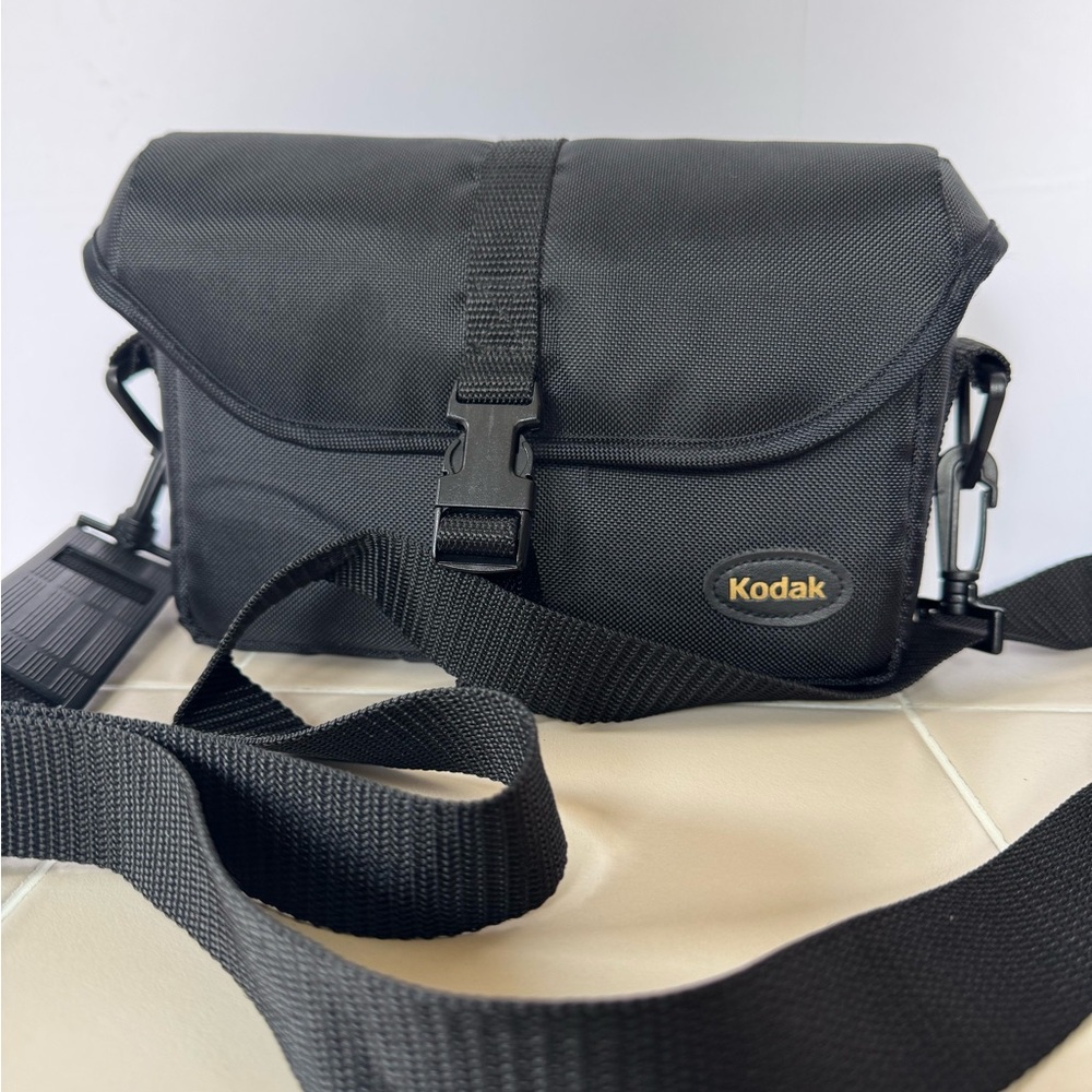Kodak Black Camera Bag Durable Nylon Design adjustable shoulder strap